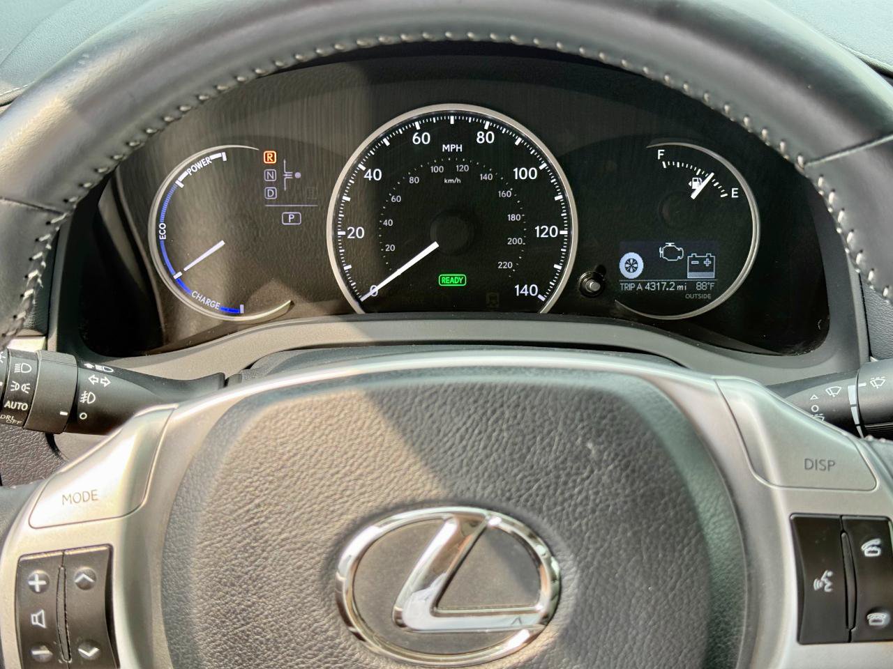 Used 2011 Lexus CT 200h Premium FWD image 11