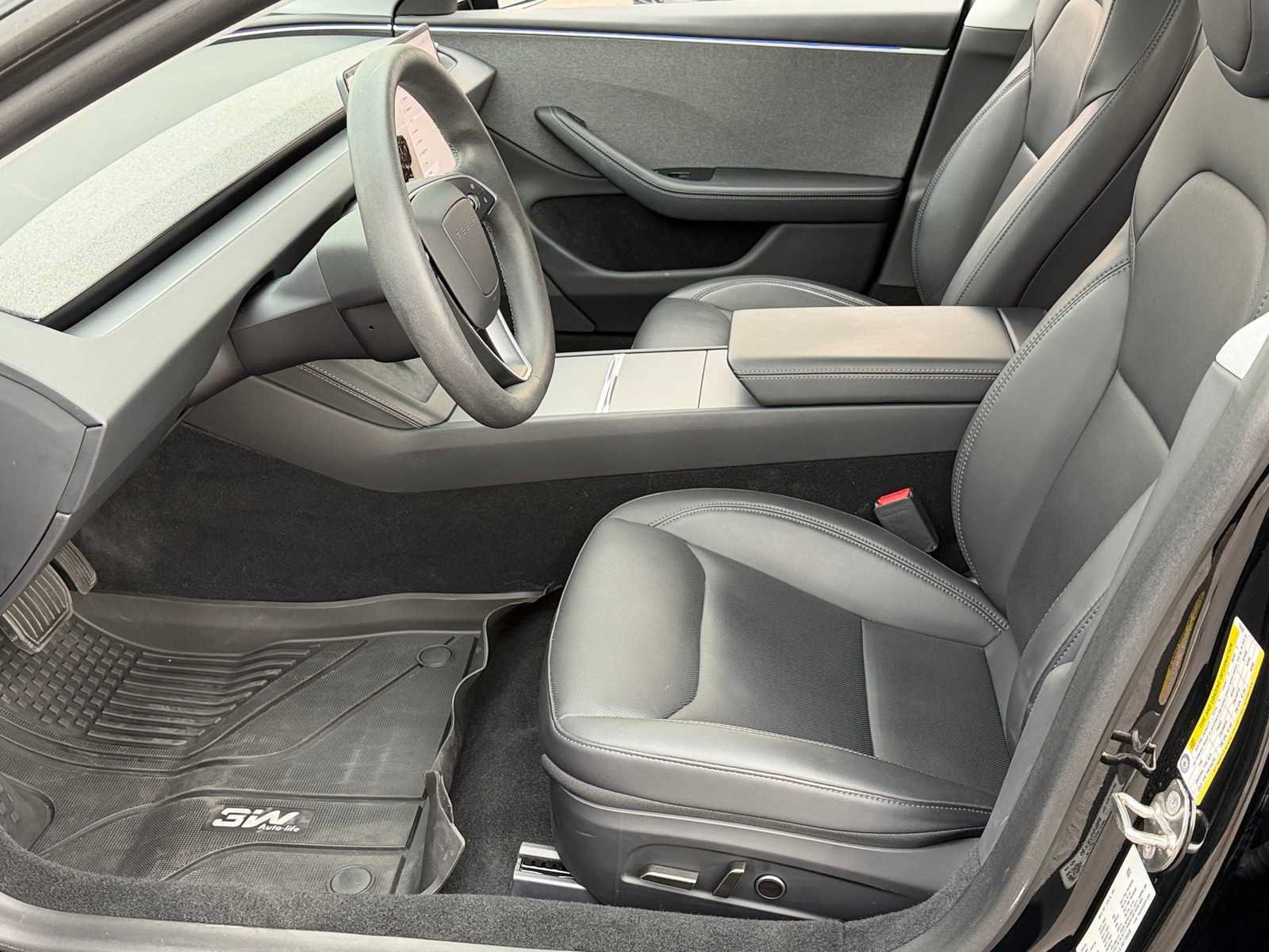 Used 2024 Tesla Model 3 Standard Range RWD image 21