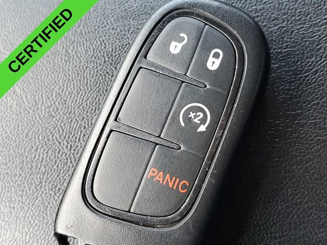 Used 2019 Jeep Cherokee Latitude Plus w/ Cold Weather Group image 38