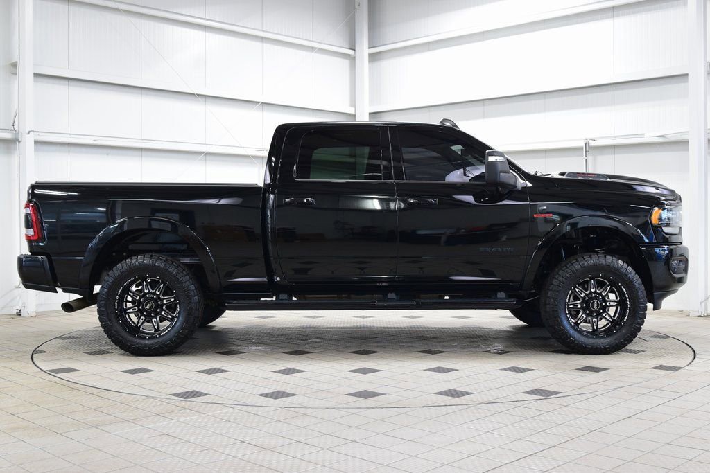 Used 2024 RAM 2500 Limited image 8