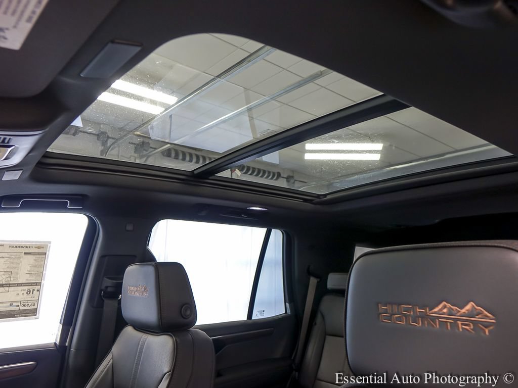New 2026 Chevrolet Tahoe High Country w/ Sun And Tow Package AWD/4WD image 12