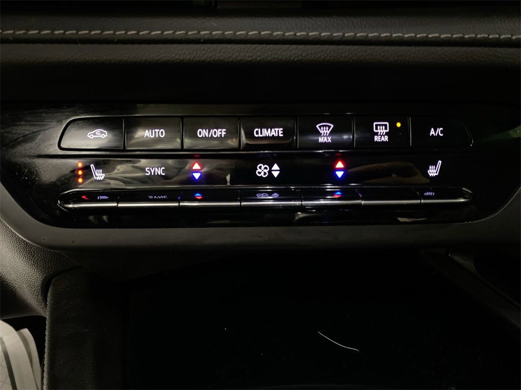 Used 2022 Buick Envision Preferred image 18