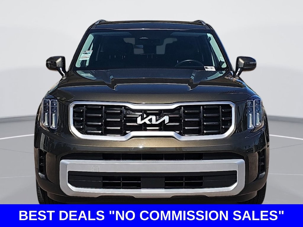 Used 2025 Kia Telluride S FWD image 8
