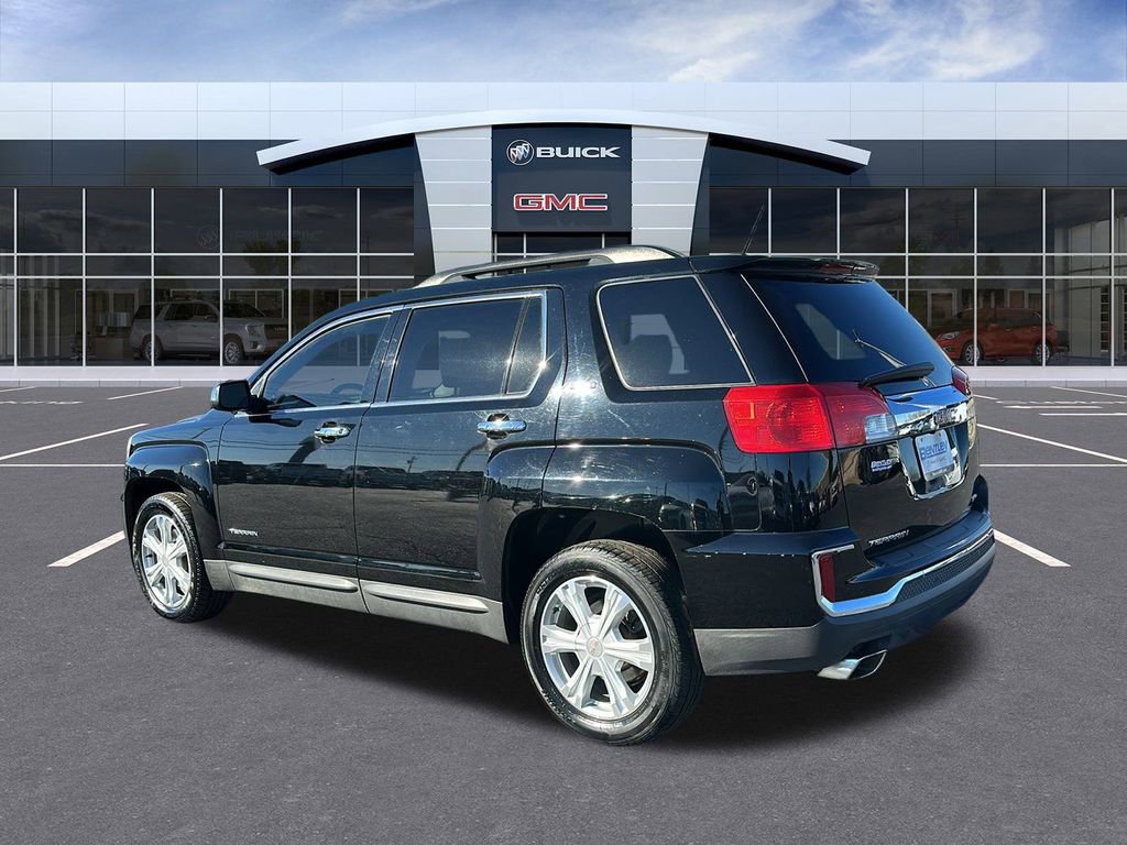Used 2017 GMC Terrain SLE w/ Technology Package image 3