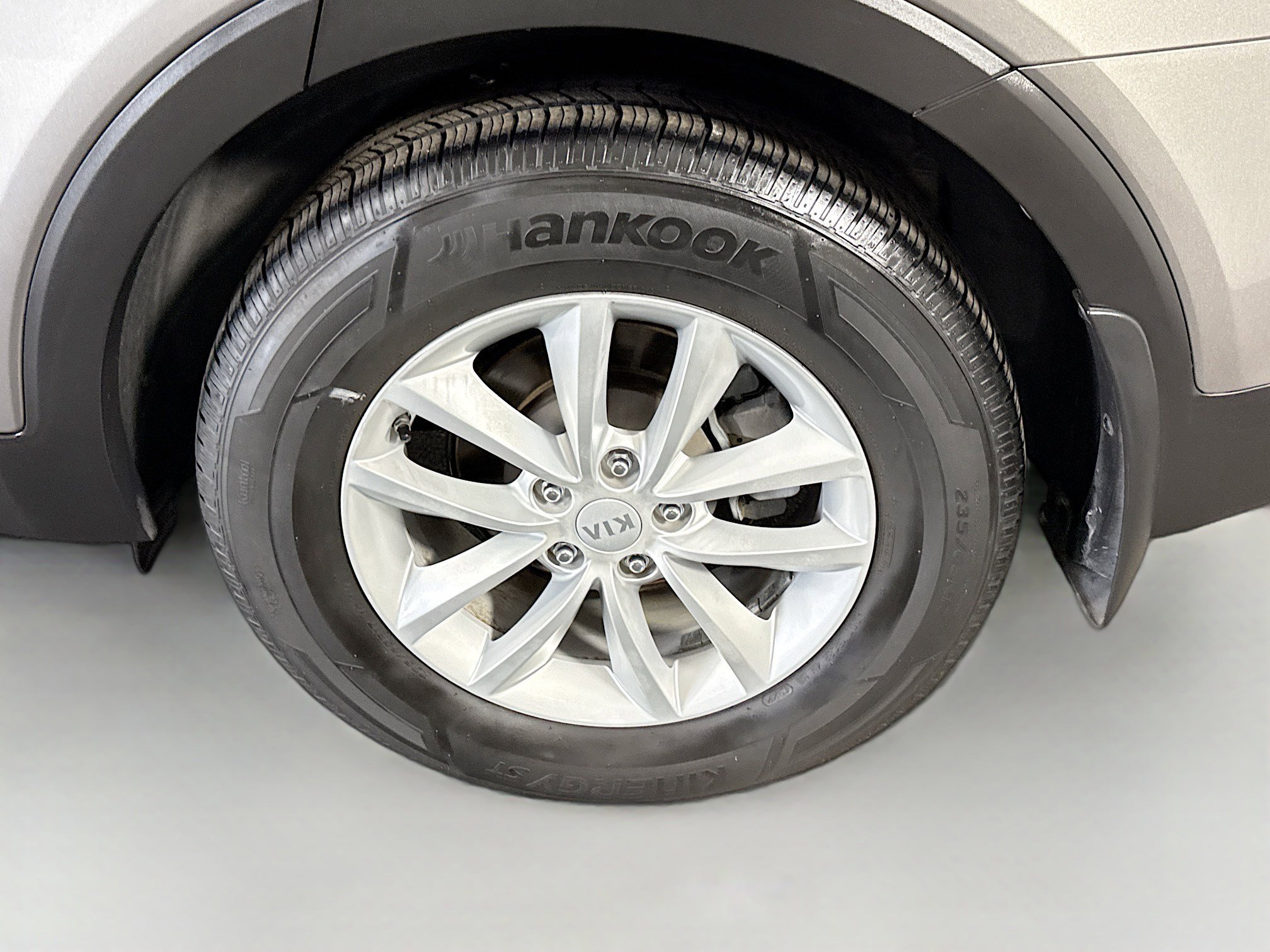Used 2018 Kia Sorento FWD image 36