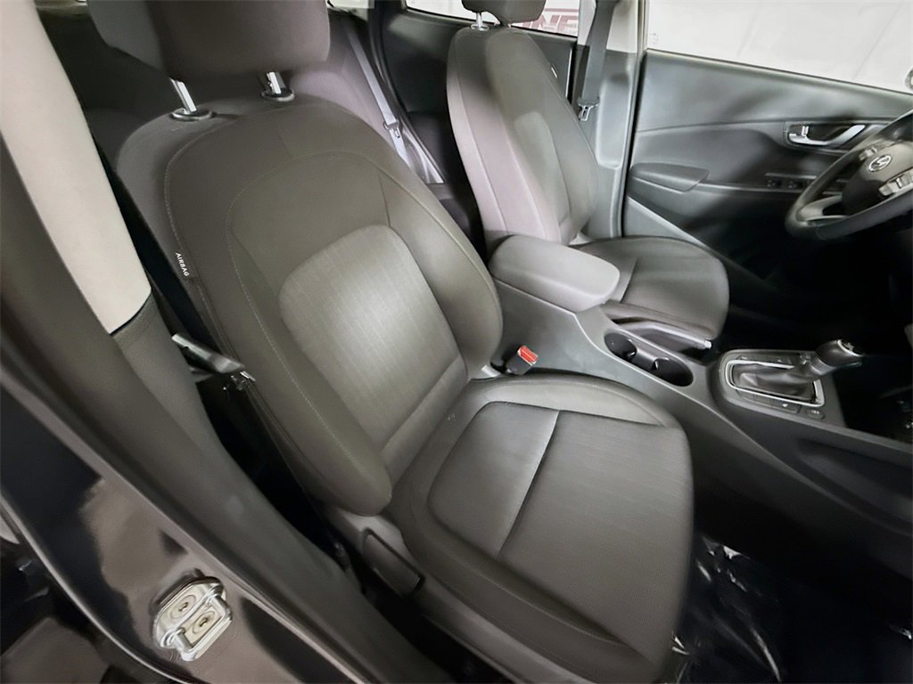 Certified 2022 Hyundai Kona SEL w/ Convenience Package image 31