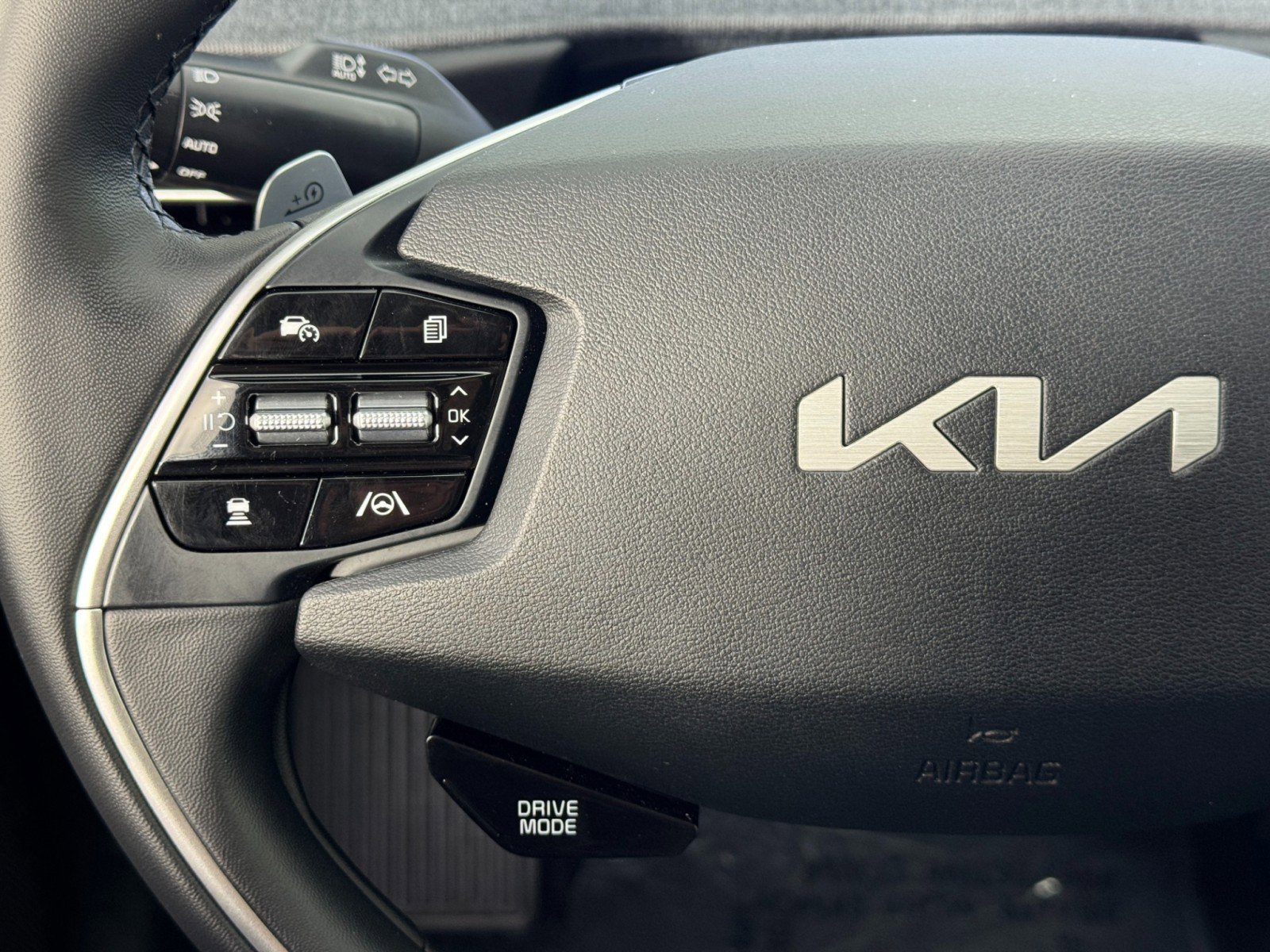 Used 2023 Kia EV6 Wind w/ Wind Technology Package image 20
