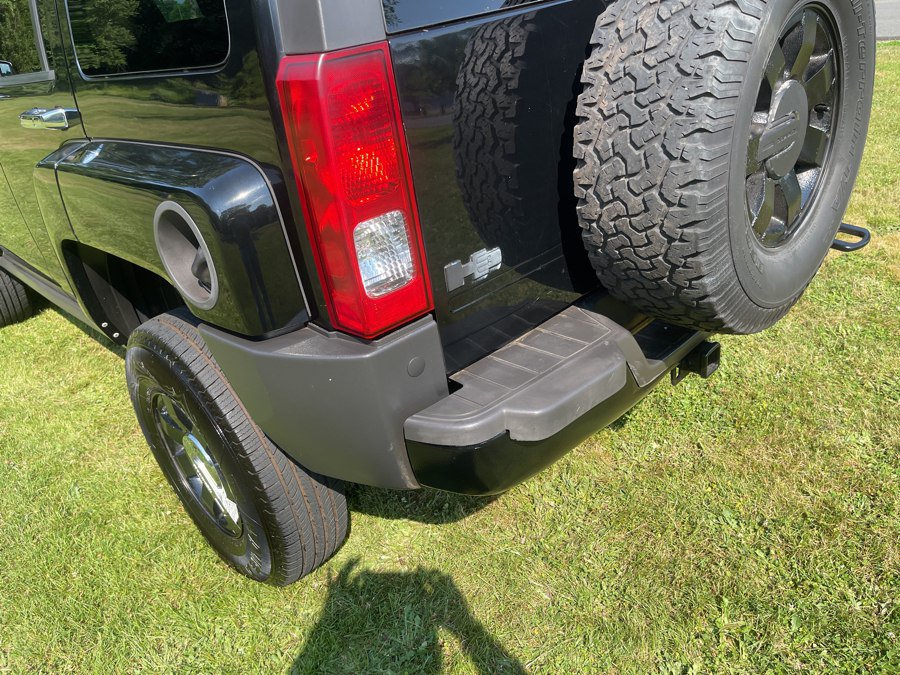 Used 2008 HUMMER H3 w/ Chrome Appearance Package AWD/4WD image 17