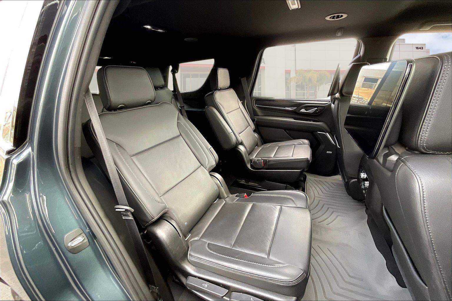 Used 2021 GMC Yukon Denali w/ Advanced Technology Package image 26