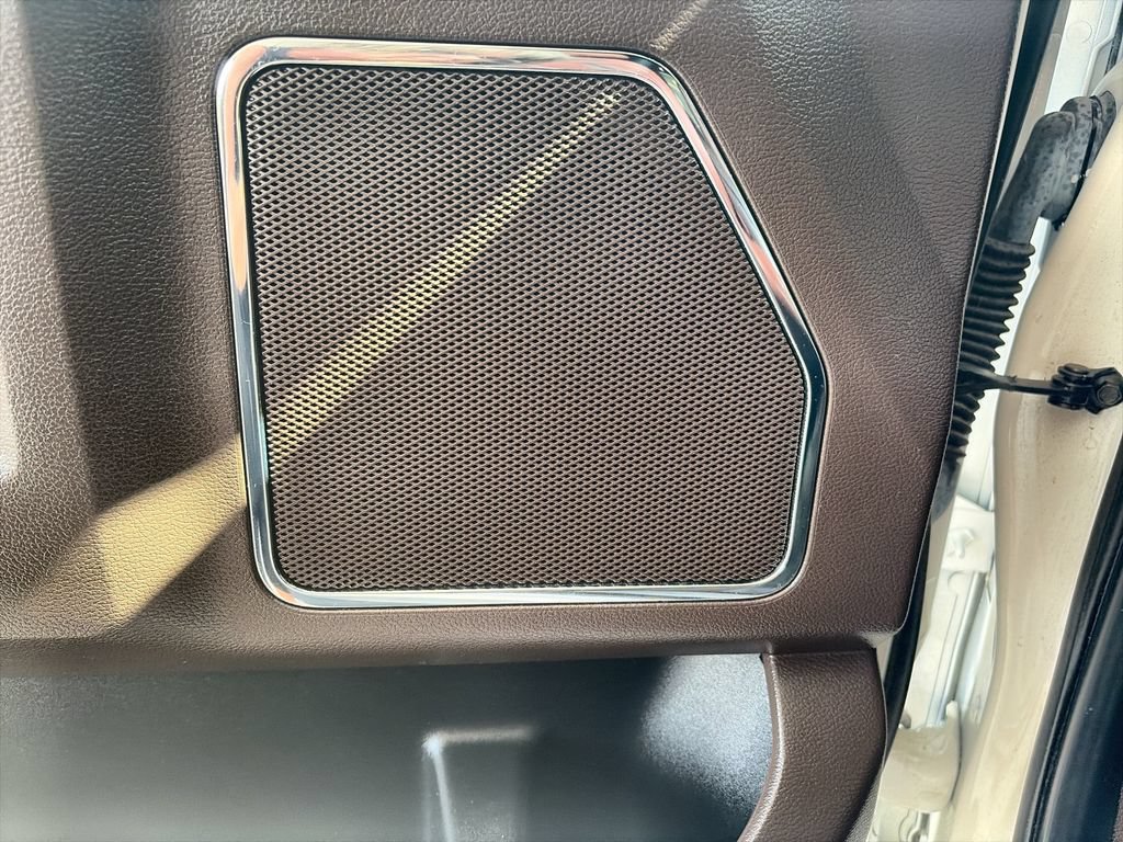 Used 2019 Ford F150 King Ranch w/ Equipment Group 601A Luxury AWD/4WD image 25