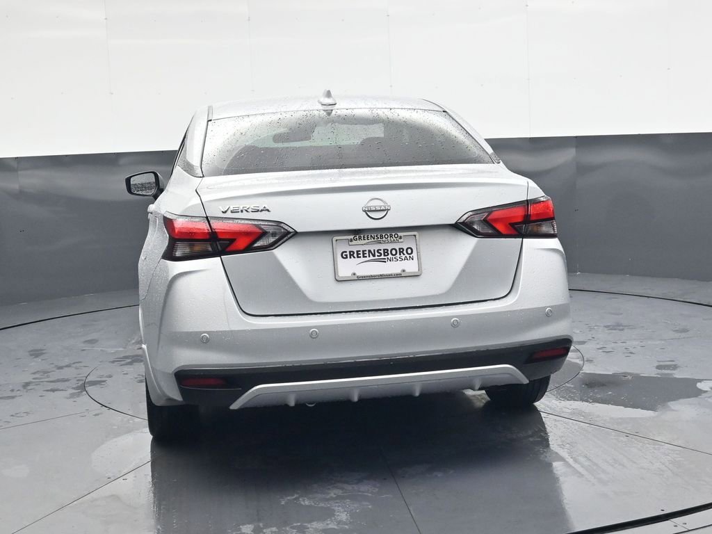 Used 2025 Nissan Versa SV w/ Trunk Package image 5