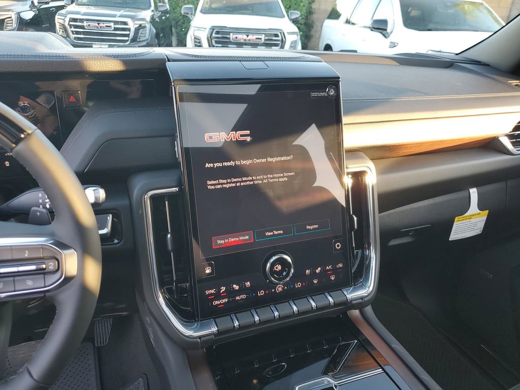 New 2026 GMC Yukon XL Denali w/ Denali Reserve Package image 20