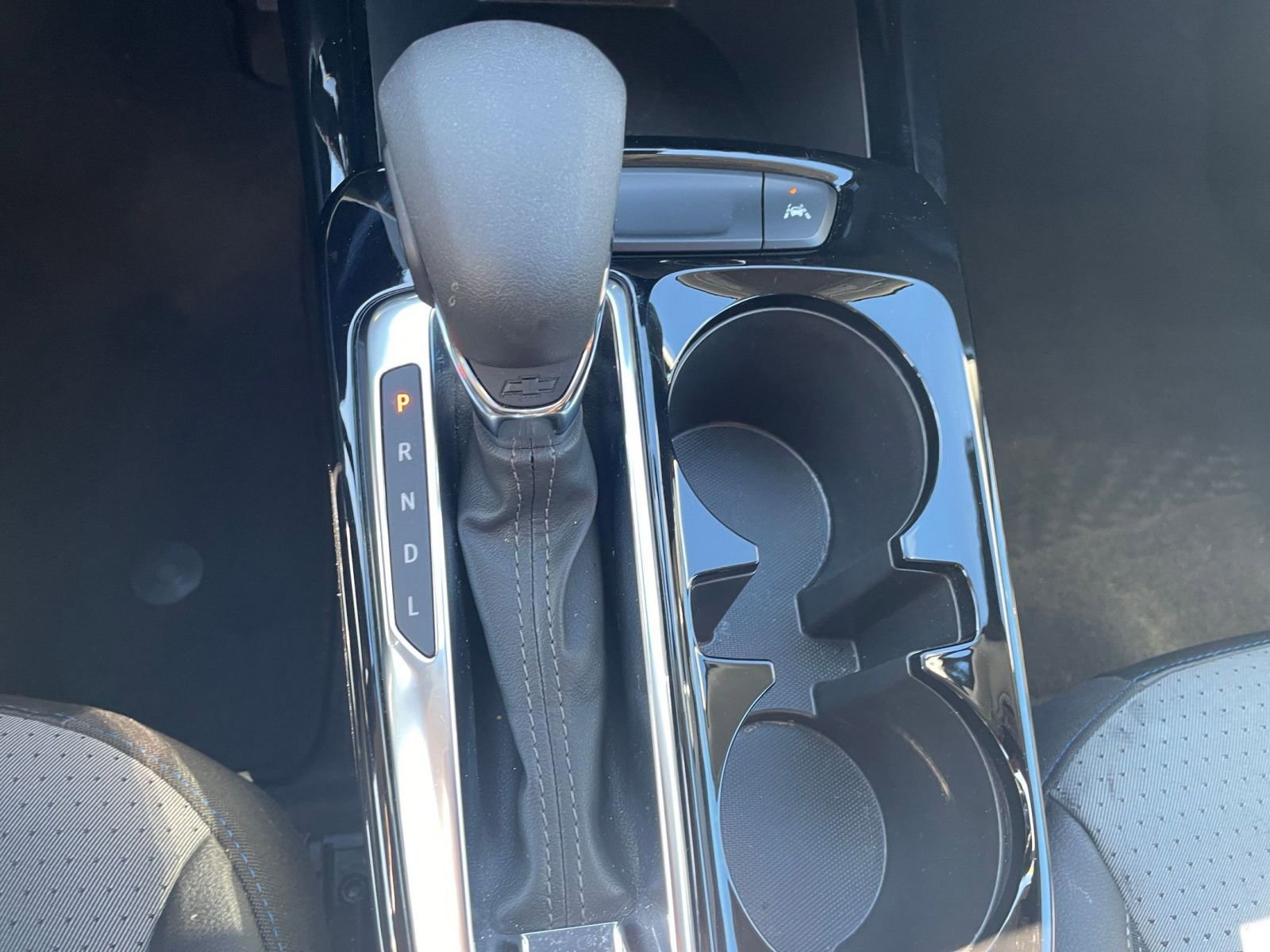 Used 2025 Chevrolet Trax LT image 39