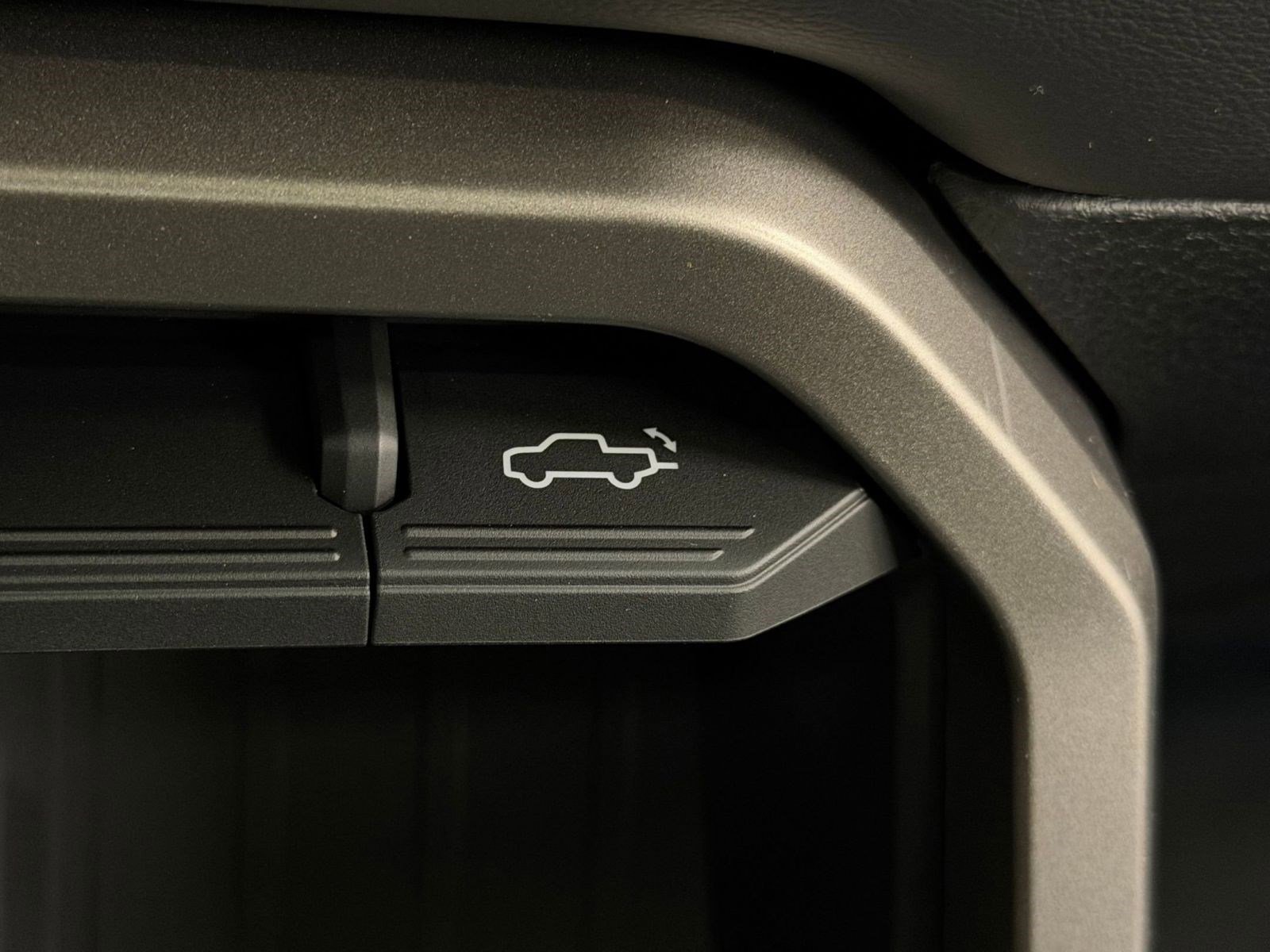 New 2026 Toyota Tundra Platinum image 30