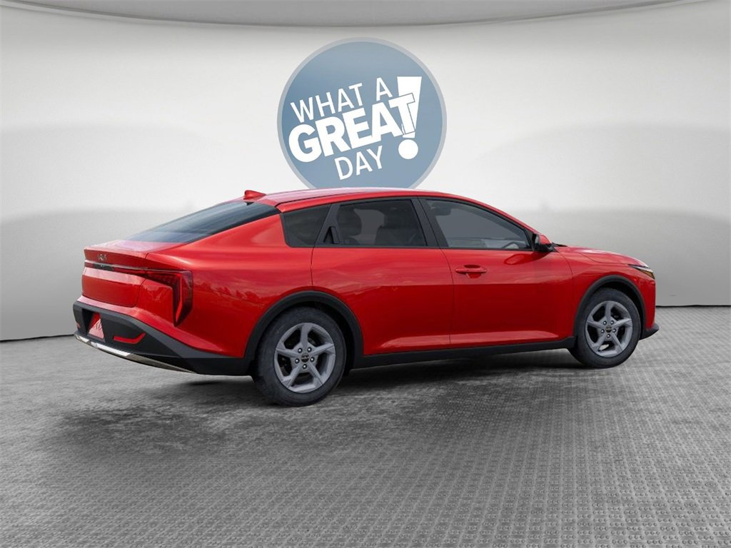 New 2025 Kia K4 LXS image 6