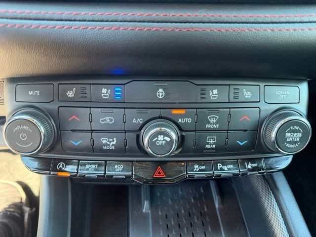 Used 2025 Dodge Durango GT AWD/4WD image 24