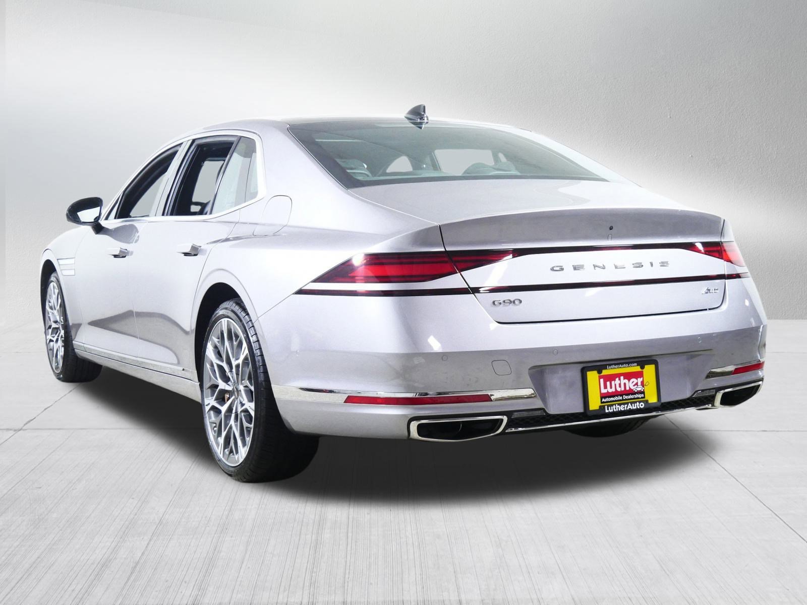 Certified 2025 Genesis G90 3.5T image 5