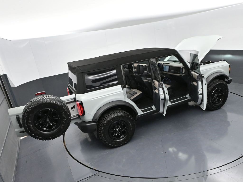 Used 2023 Ford Bronco Wildtrak image 51