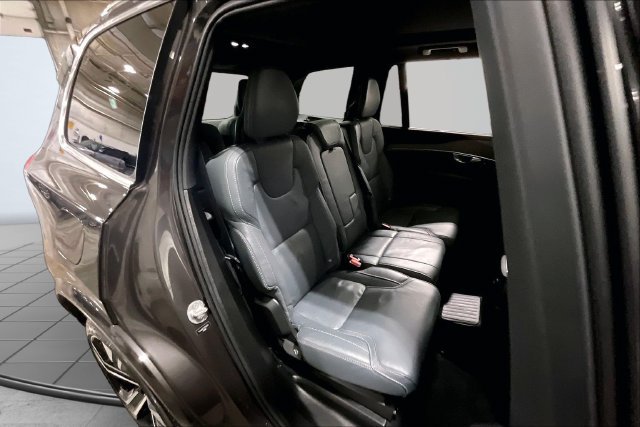 Certified 2024 Volvo XC90 T8 Ultimate w/ Protection Package Premier AWD/4WD image 30