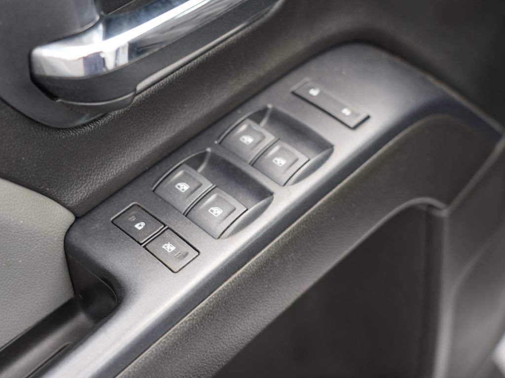 Used 2018 Chevrolet Silverado 3500 W/T AWD/4WD image 23