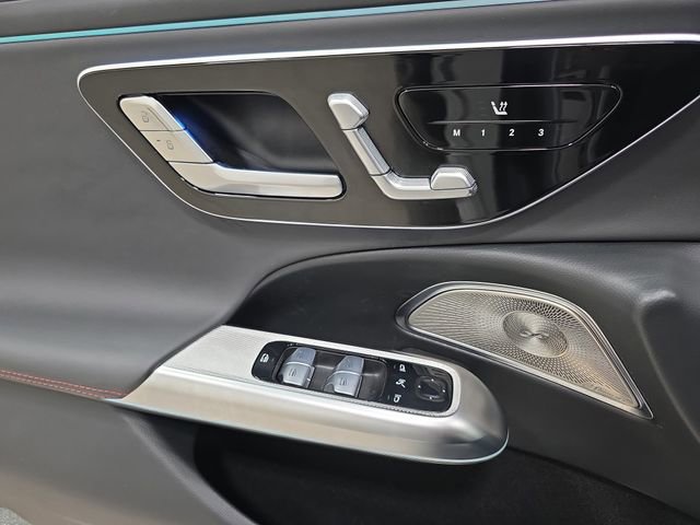 Used 2025 Mercedes-Benz E 53 AMG e 4MATIC Sedan image 28