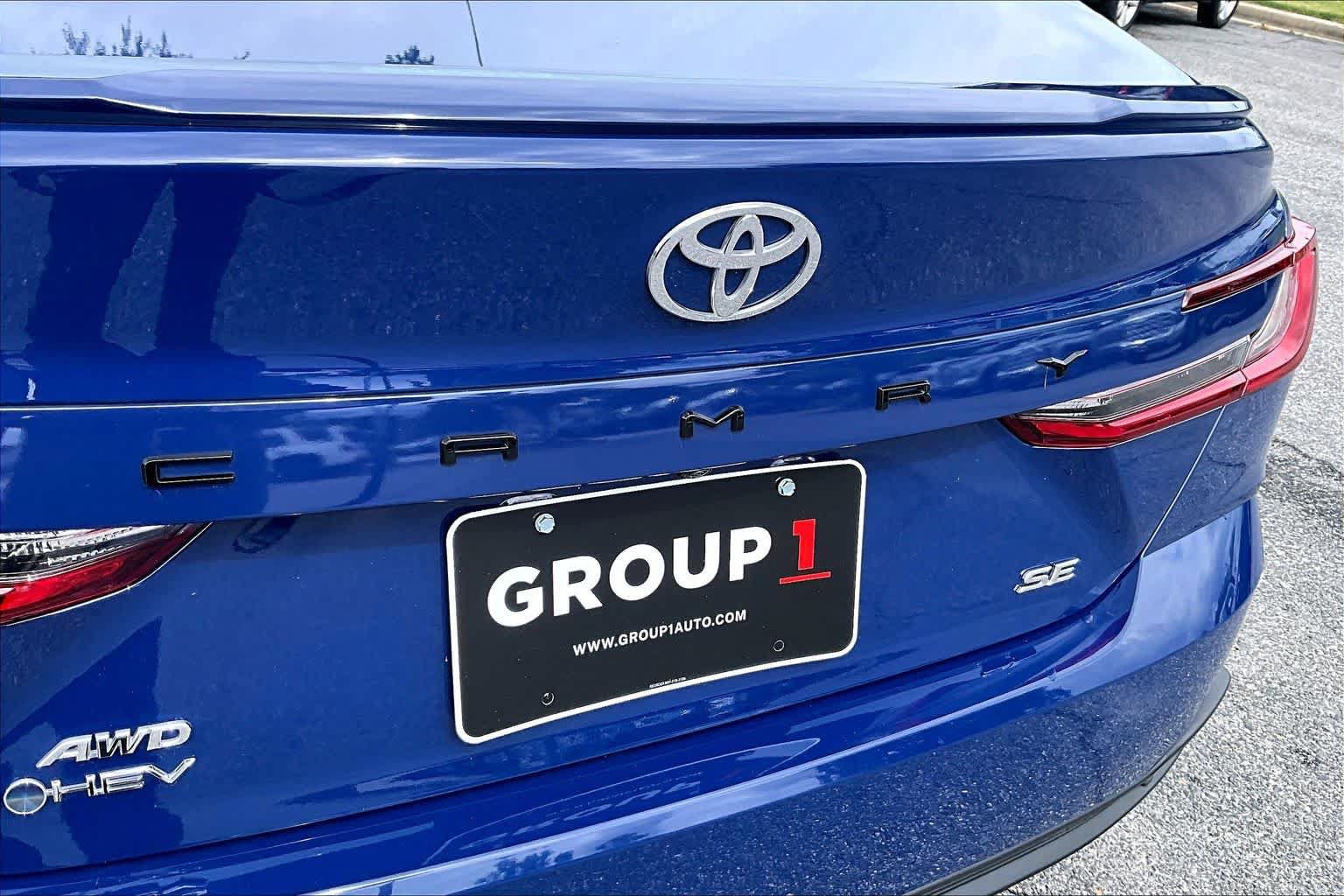 Used 2025 Toyota Camry SE AWD/4WD image 28