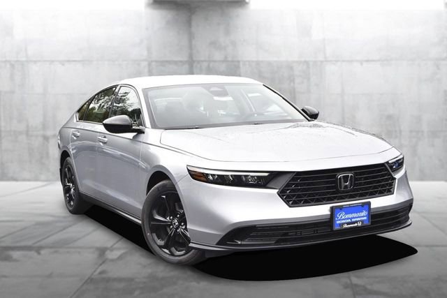 New 2025 Honda Accord SE image 2