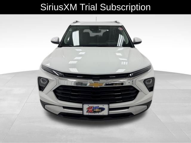 Certified 2025 Chevrolet TrailBlazer LT w/ Convenience Package FWD image 9