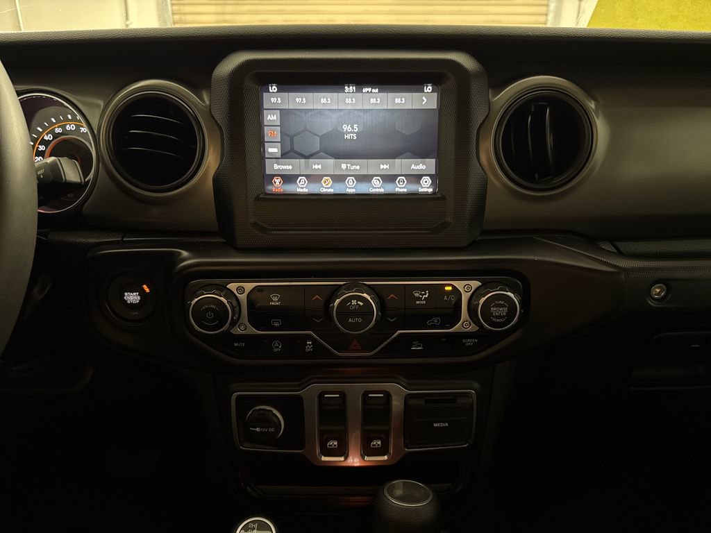 Used 2023 Jeep Wrangler Sport S image 16