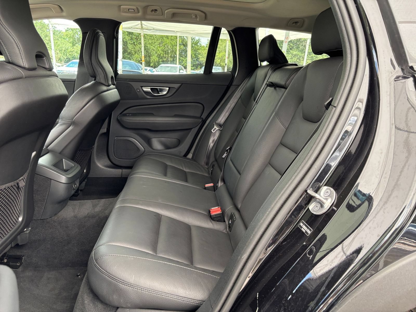Used 2025 Volvo V60 B5 Cross Country Plus AWD/4WD image 26