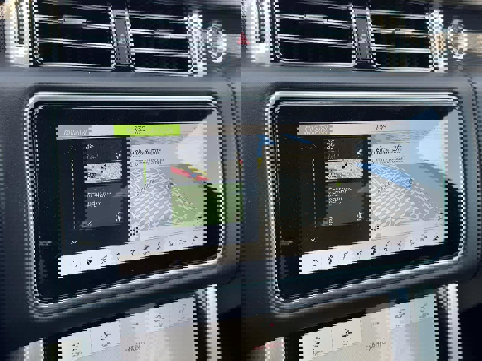 Used 2022 Land Rover Range Rover Westminster Edition image 13