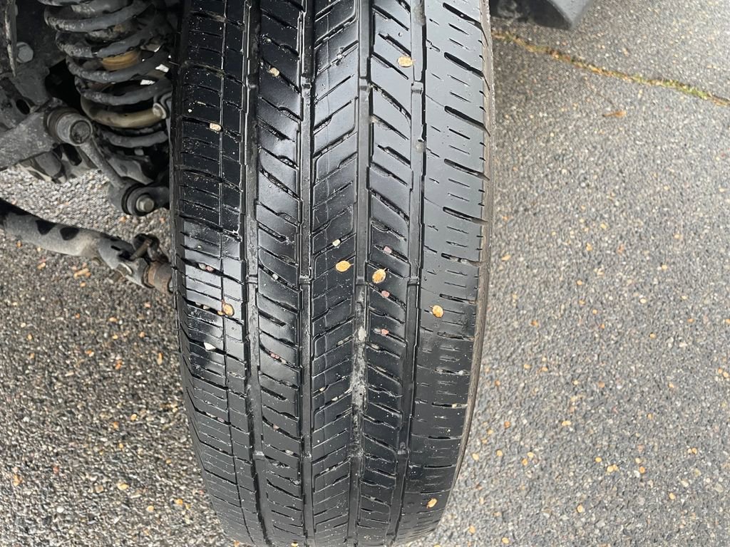 Used 2024 Jeep Wrangler Sahara image 31