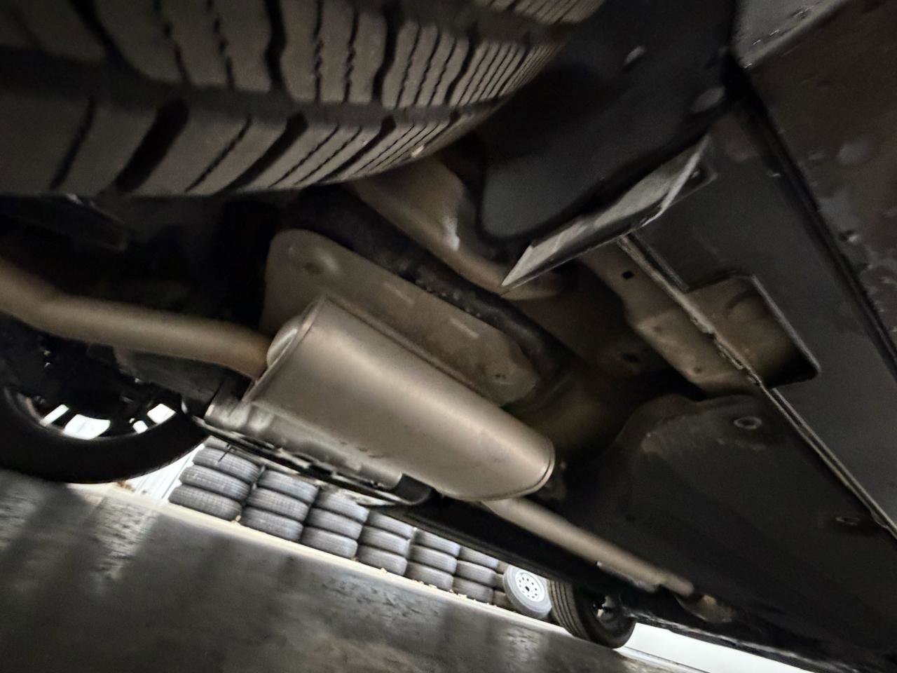 Used 2019 Hyundai Santa Fe Limited AWD/4WD image 6