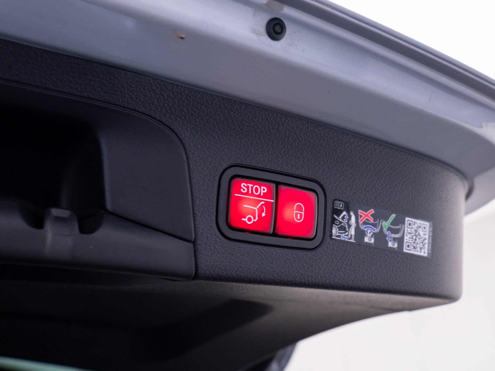 New 2026 Mercedes-Benz GLS 450 4MATIC image 37