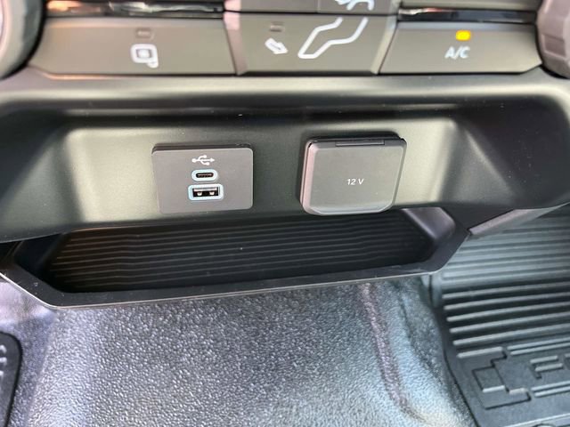 Used 2024 Ford F350 XL w/ XL Chrome Package image 28