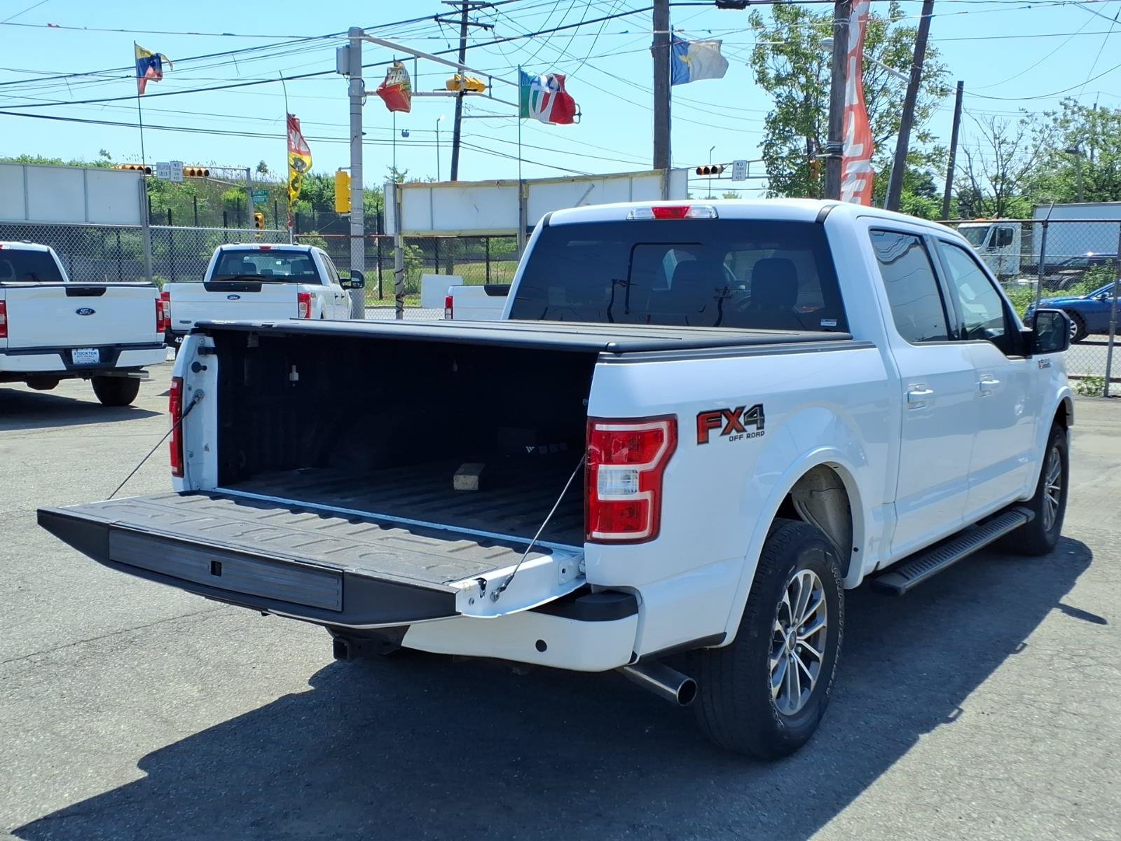 Used 2019 Ford F150 XLT w/ Equipment Group 302A Luxury AWD/4WD image 15