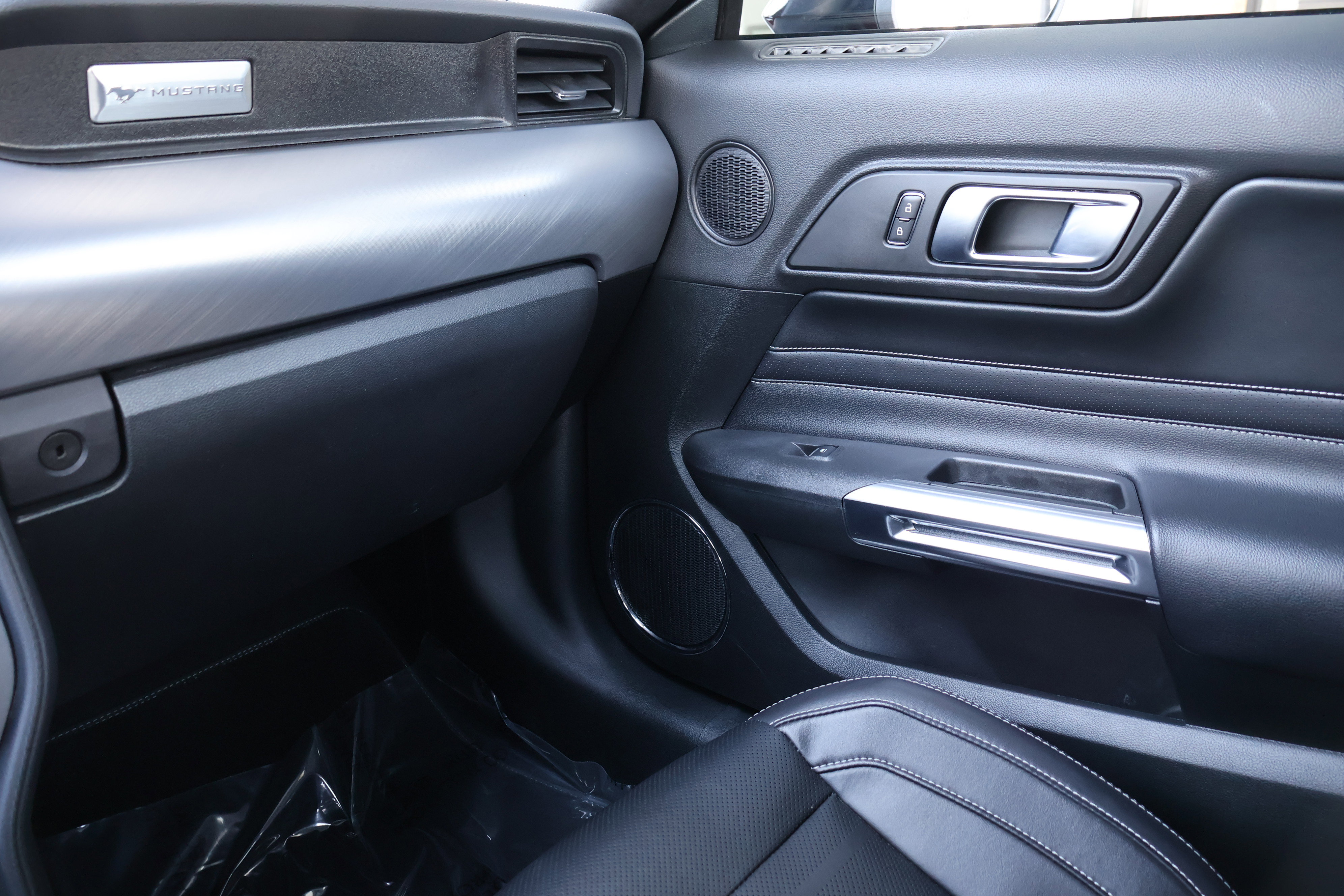 Used 2023 Ford Mustang GT Premium w/ Equipment Group 401A image 30