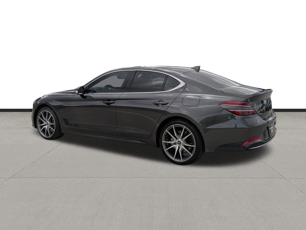 Used 2023 Genesis G70 2.0T image 7