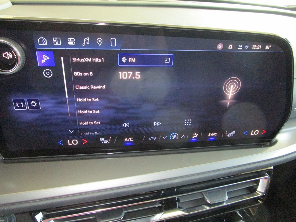 New 2026 Chevrolet Traverse LT w/ Driver Confidence Package image 36