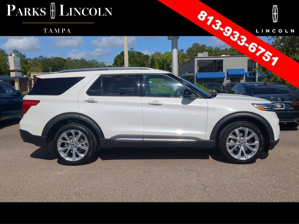Used 2022 Ford Explorer Platinum w/ Equipment Group 601A AWD/4WD image 3