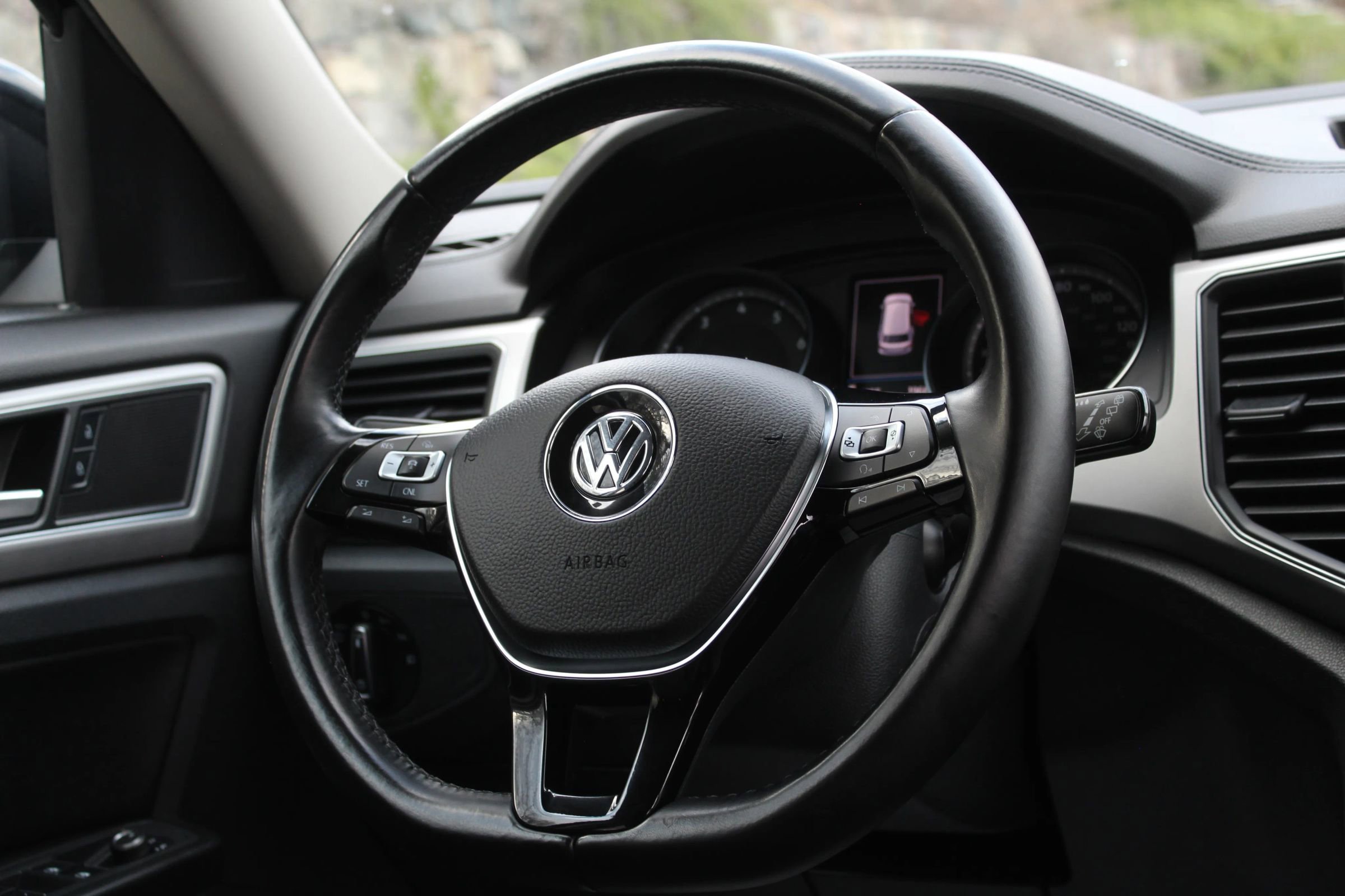 Used 2018 Volkswagen Atlas SE AWD/4WD image 21