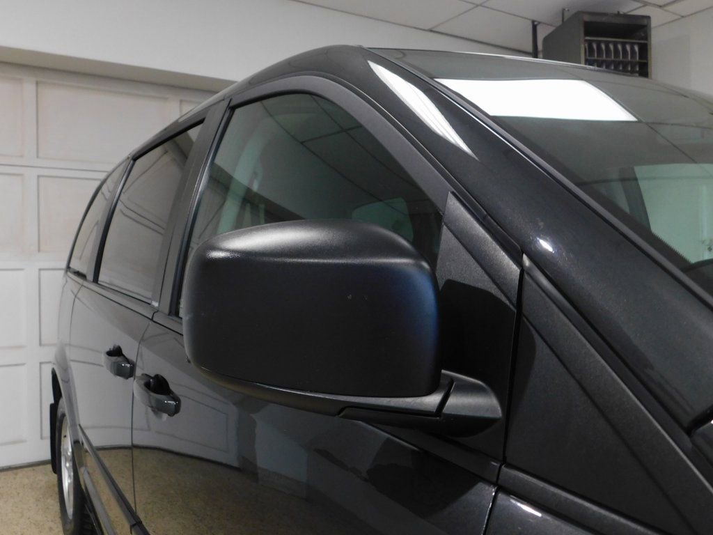 Used 2011 Dodge Grand Caravan SXT image 9