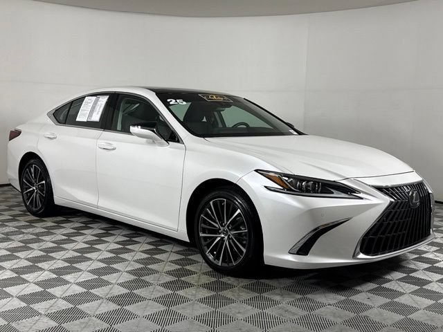 Used 2025 Lexus ES 350 w/ Premium Package FWD image 11