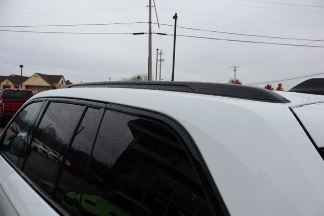 New 2025 Jeep Grand Cherokee Altitude image 25