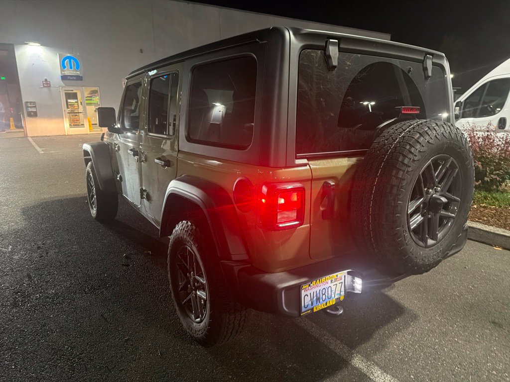 Certified 2025 Jeep Wrangler Unlimited Sport AWD/4WD image 5