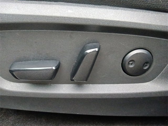 Used 2024 Nissan Pathfinder SV image 16