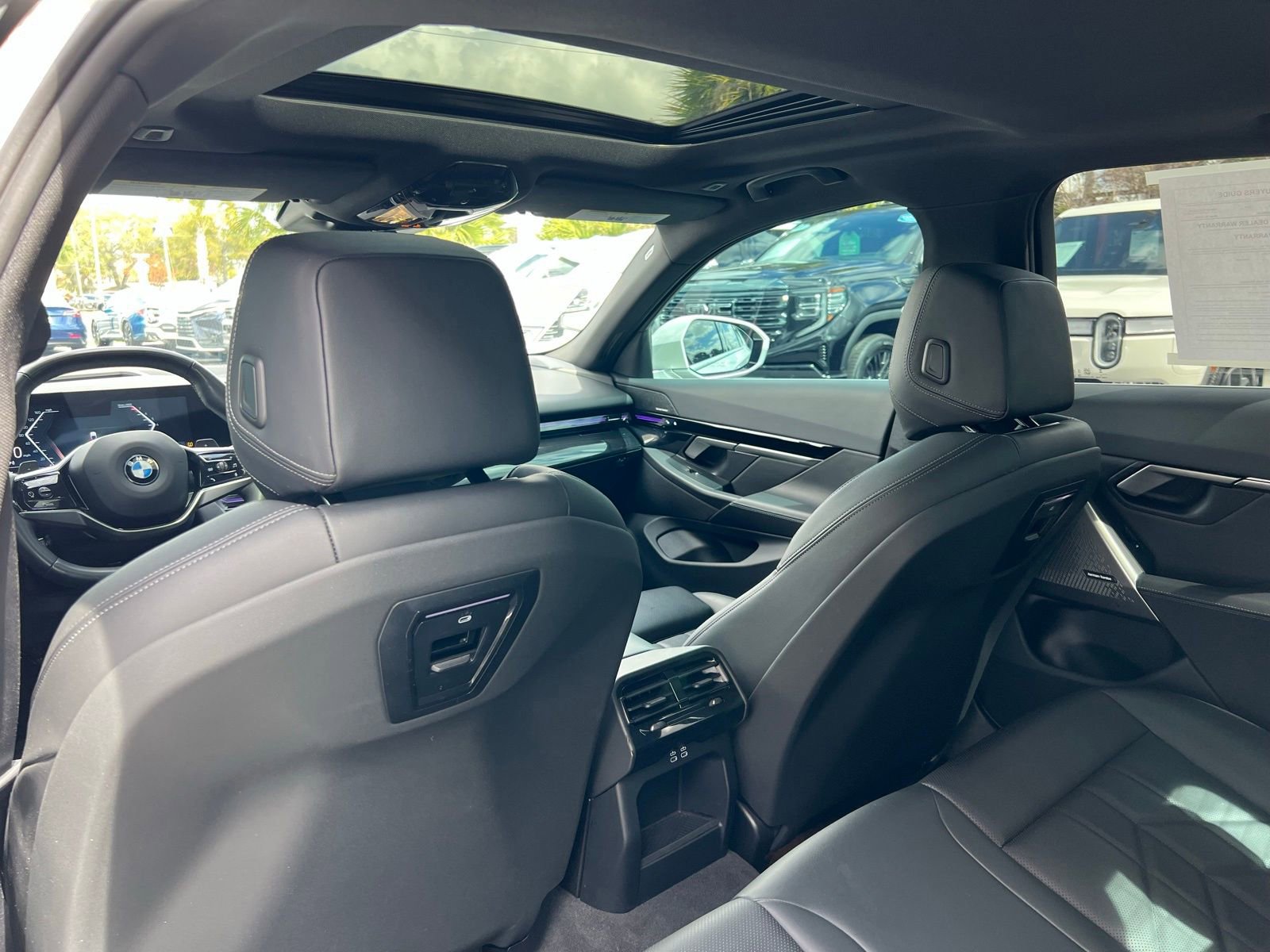 Used 2024 BMW 530i image 47