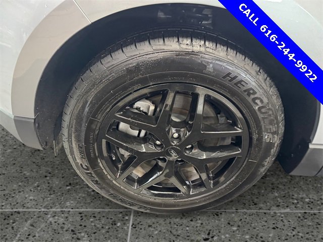 Used 2023 Ford Edge SEL image 24