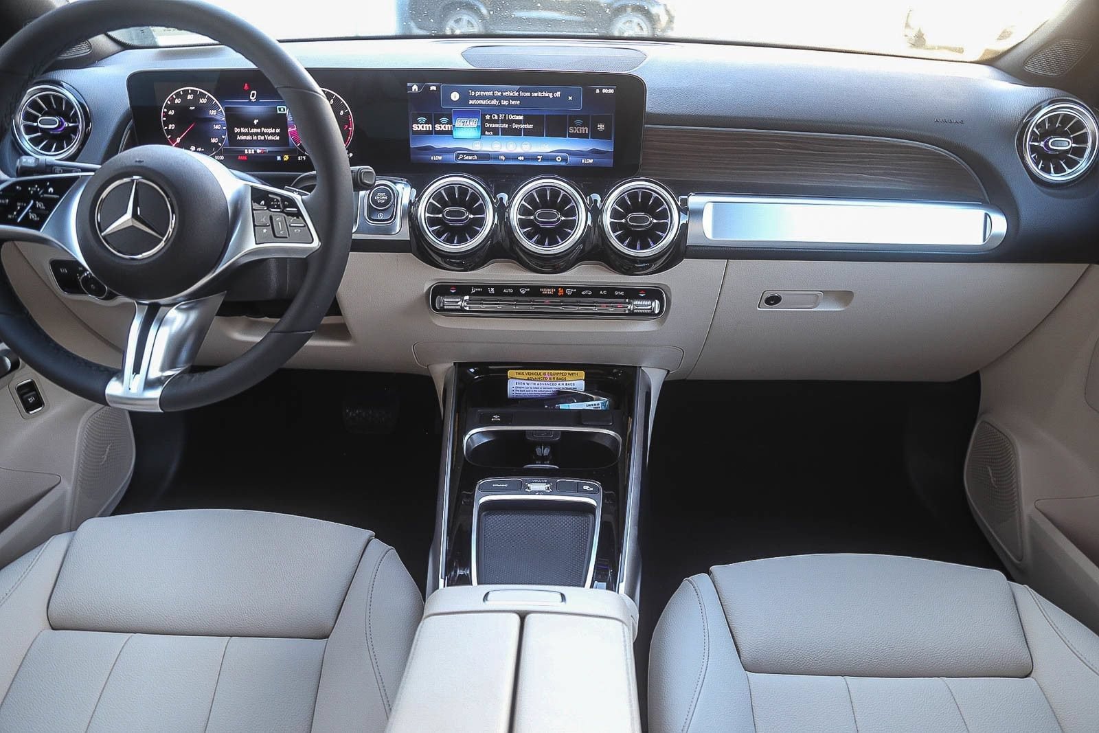 New 2026 Mercedes-Benz GLB 250 4MATIC image 11