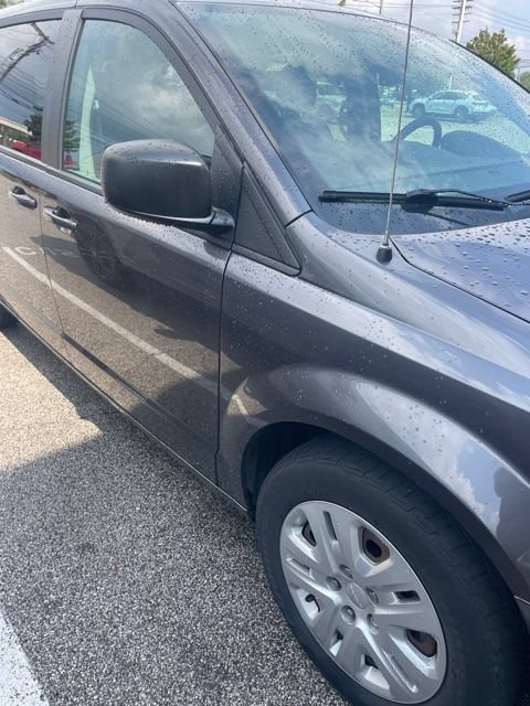 Used 2018 Dodge Grand Caravan SE FWD image 6